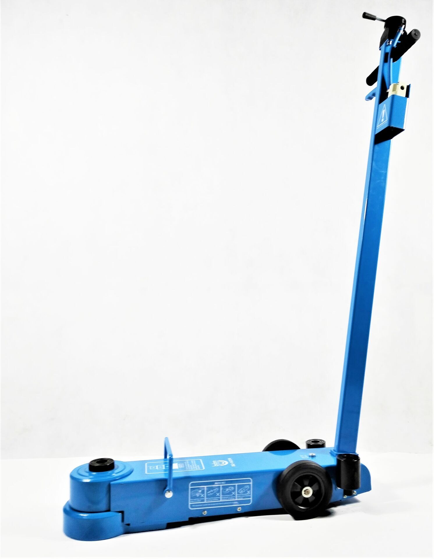 Домкрат подкатной пневмогидравлический BRANN BRJ 10/25/50