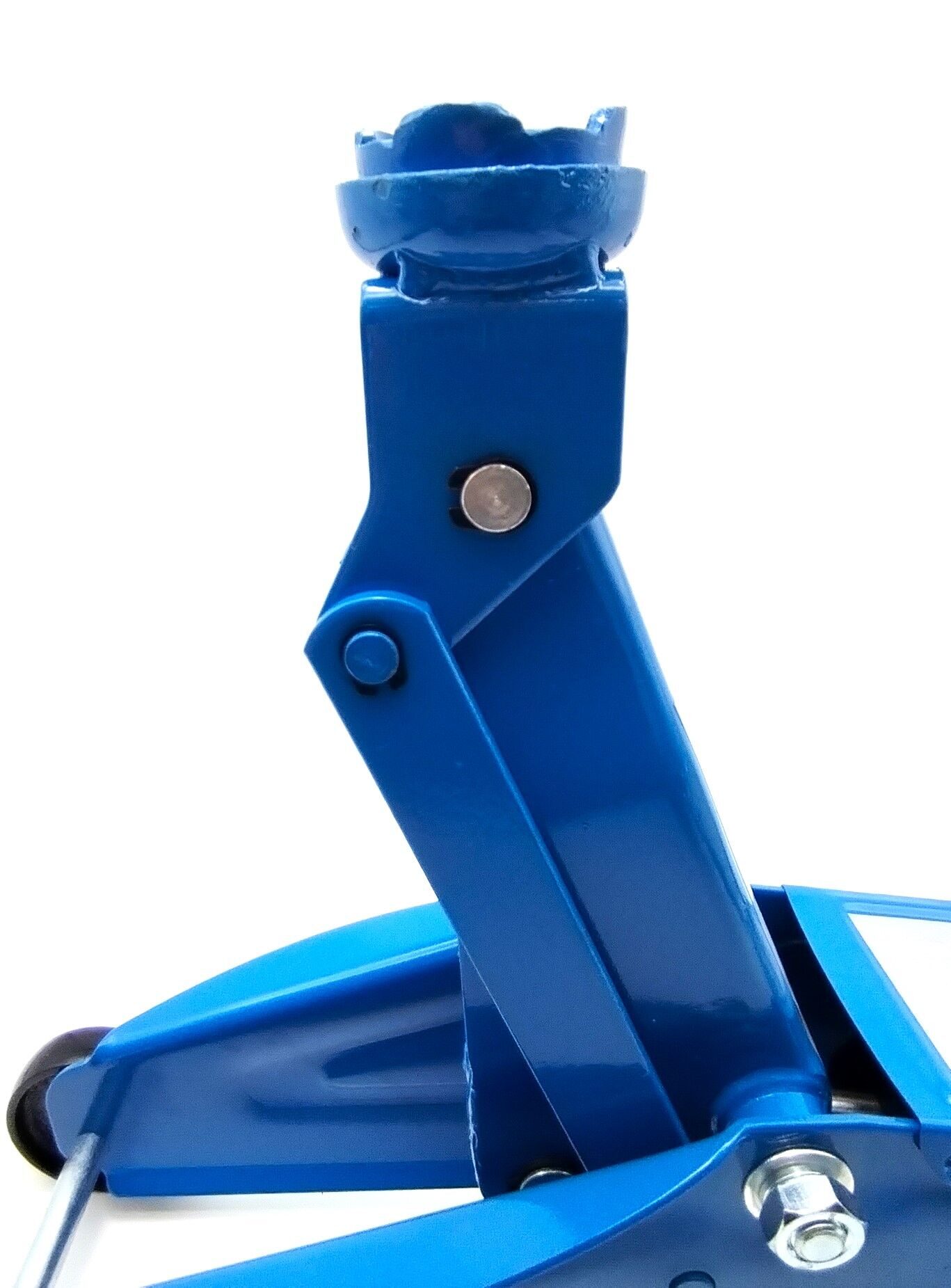 Домкрат подкатной гидравлический в кейсе BRANN BRJ-2