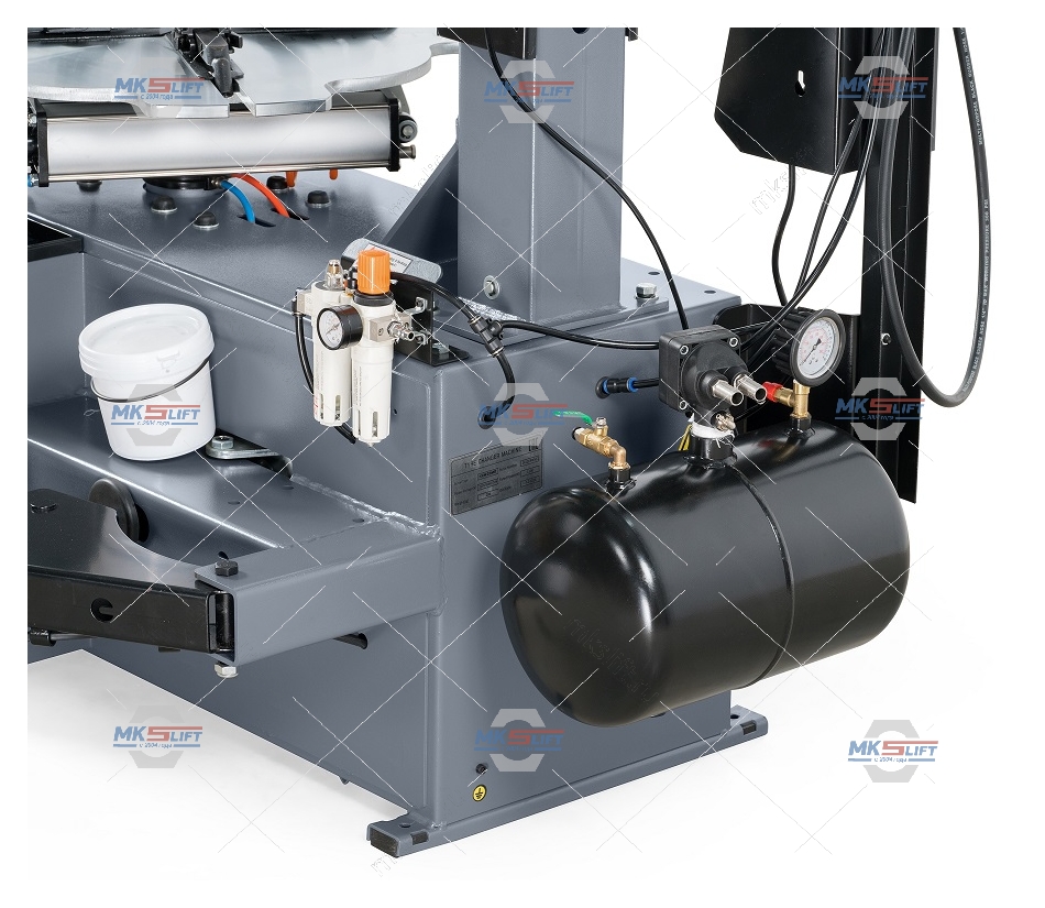 Шиномонтажный станок СУПЕРАВТОМАТ 10-28" KraftWell  арт. KRW28MR/220