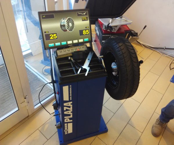 Техносоюз PLAZA Балансировочный станок 10"-24" (220 V)