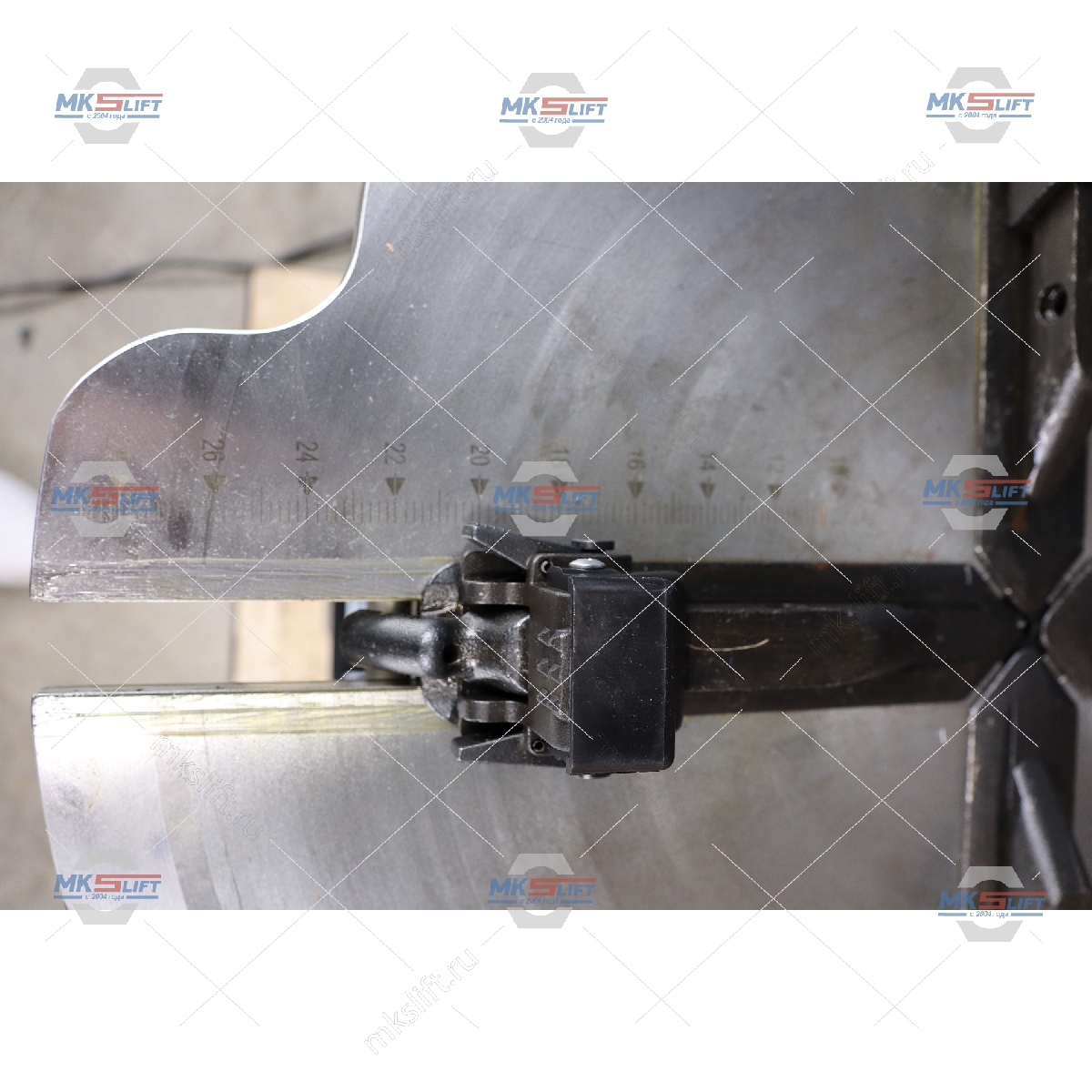 Шиномонтажный станок автомат 2 скорости 10-28" KraftWell  арт. KRW25A