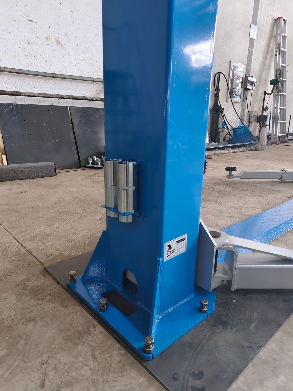 Подъемник двухстоечный BRANN Т4 PRO NEWLINE