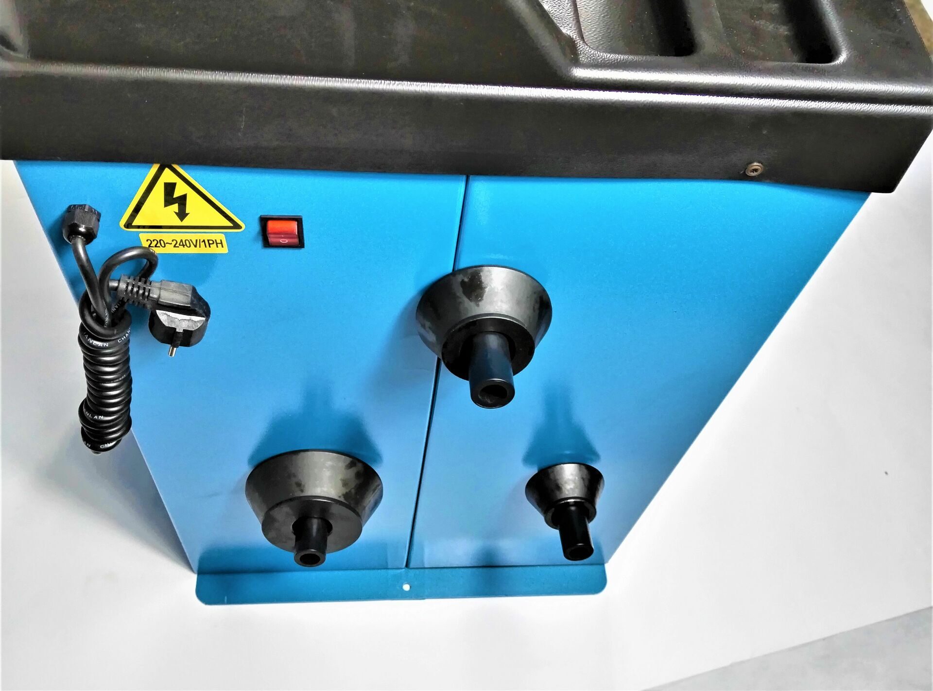 Балансировочный стенд для легковых автомобилей BRANN B500