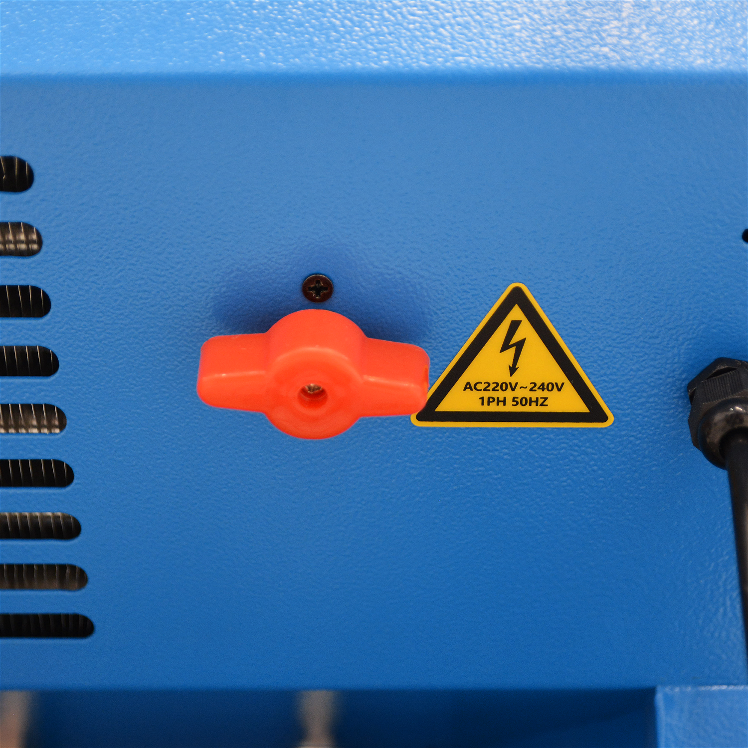 Автоматическая установка для обслуживания кондиционеров TROMMELBERG OC400B