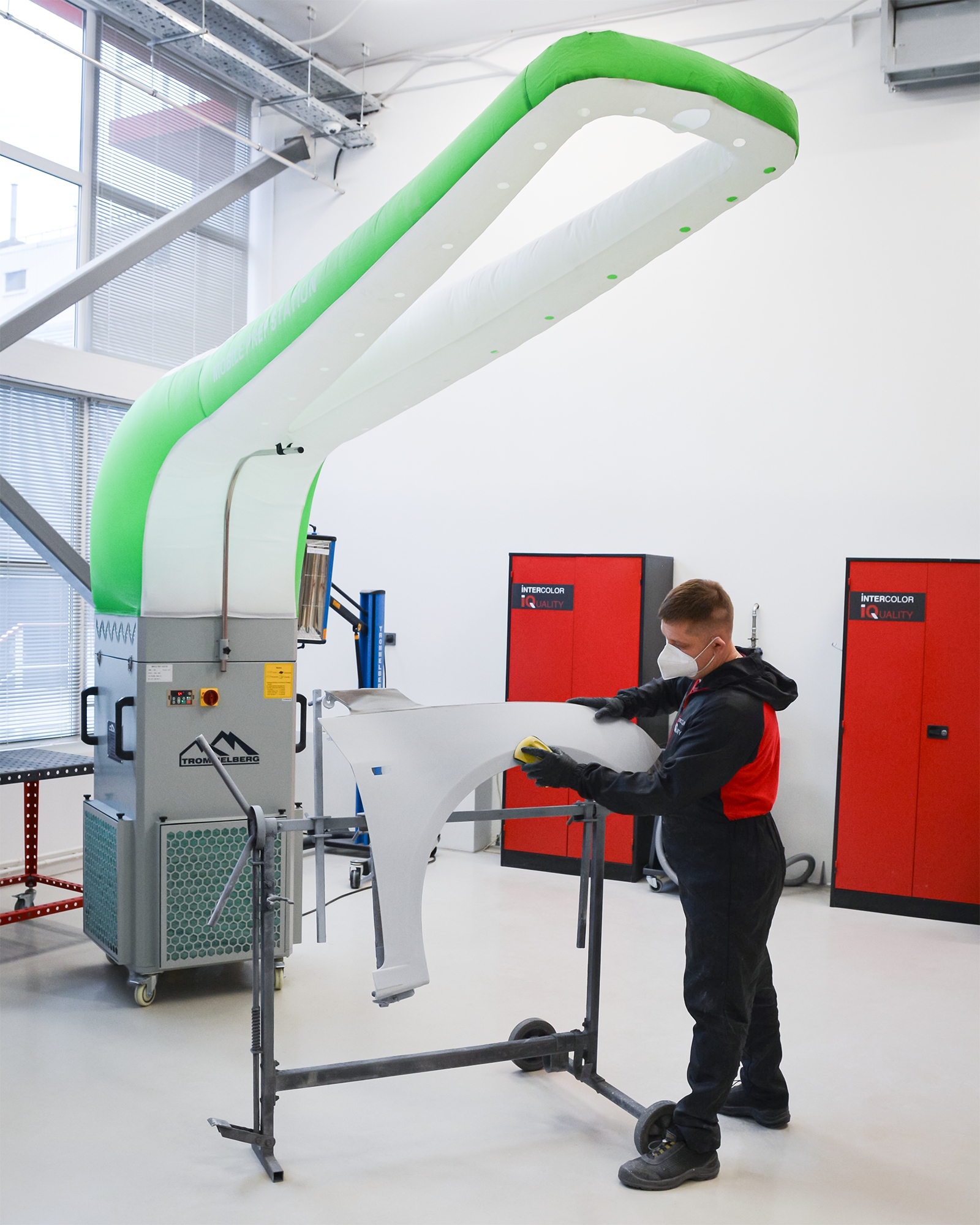 Мобильная зона подготовки TROMMELBERG PA-0615 для покраски и сушки авто