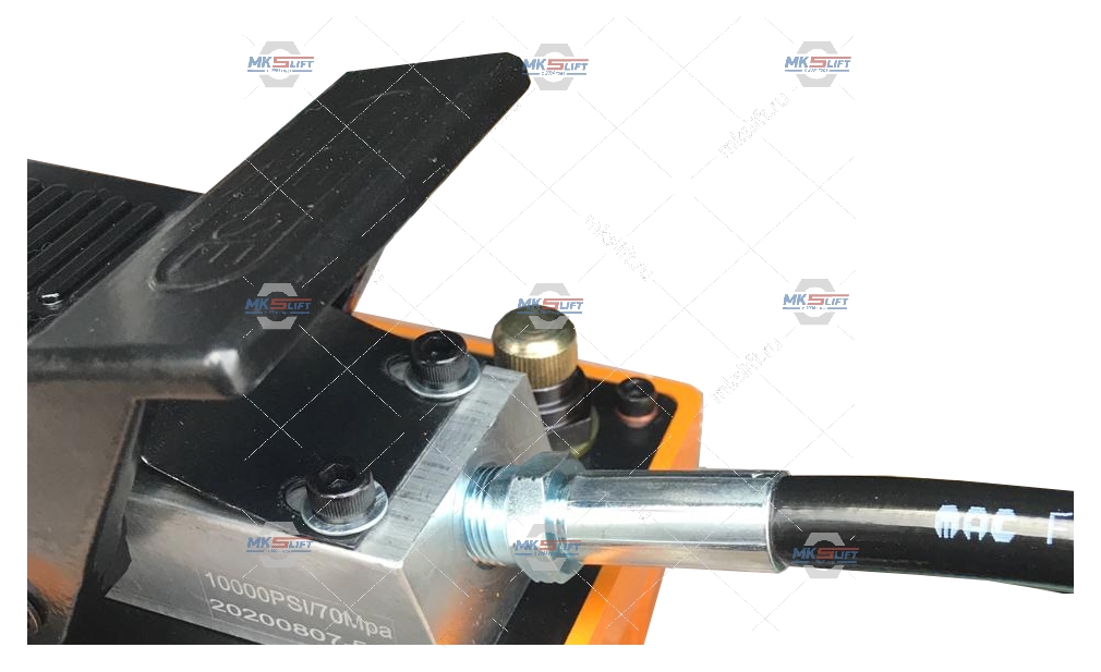 Шланг гидравлический 1500 мм KraftWell  арт. KRWHH-1.5M