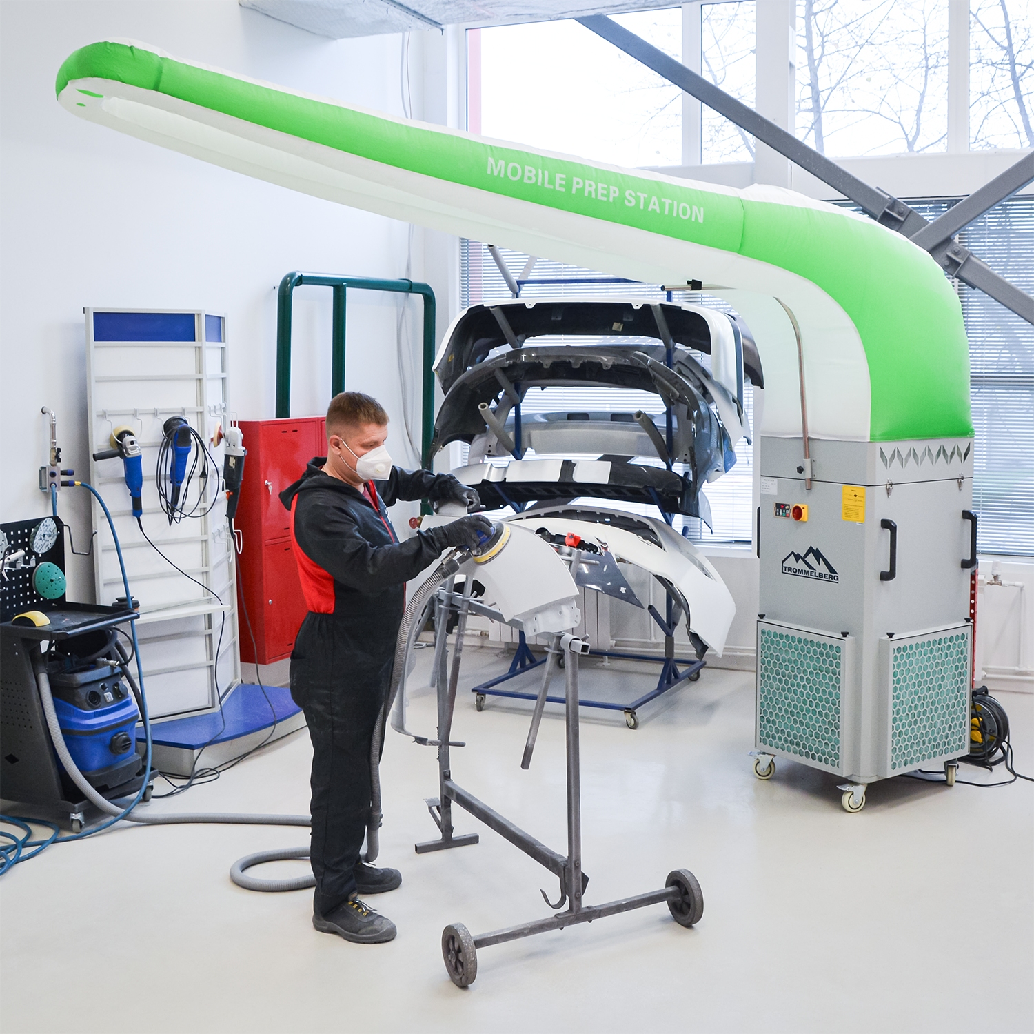 Мобильная зона подготовки TROMMELBERG PA-0615 для покраски и сушки авто