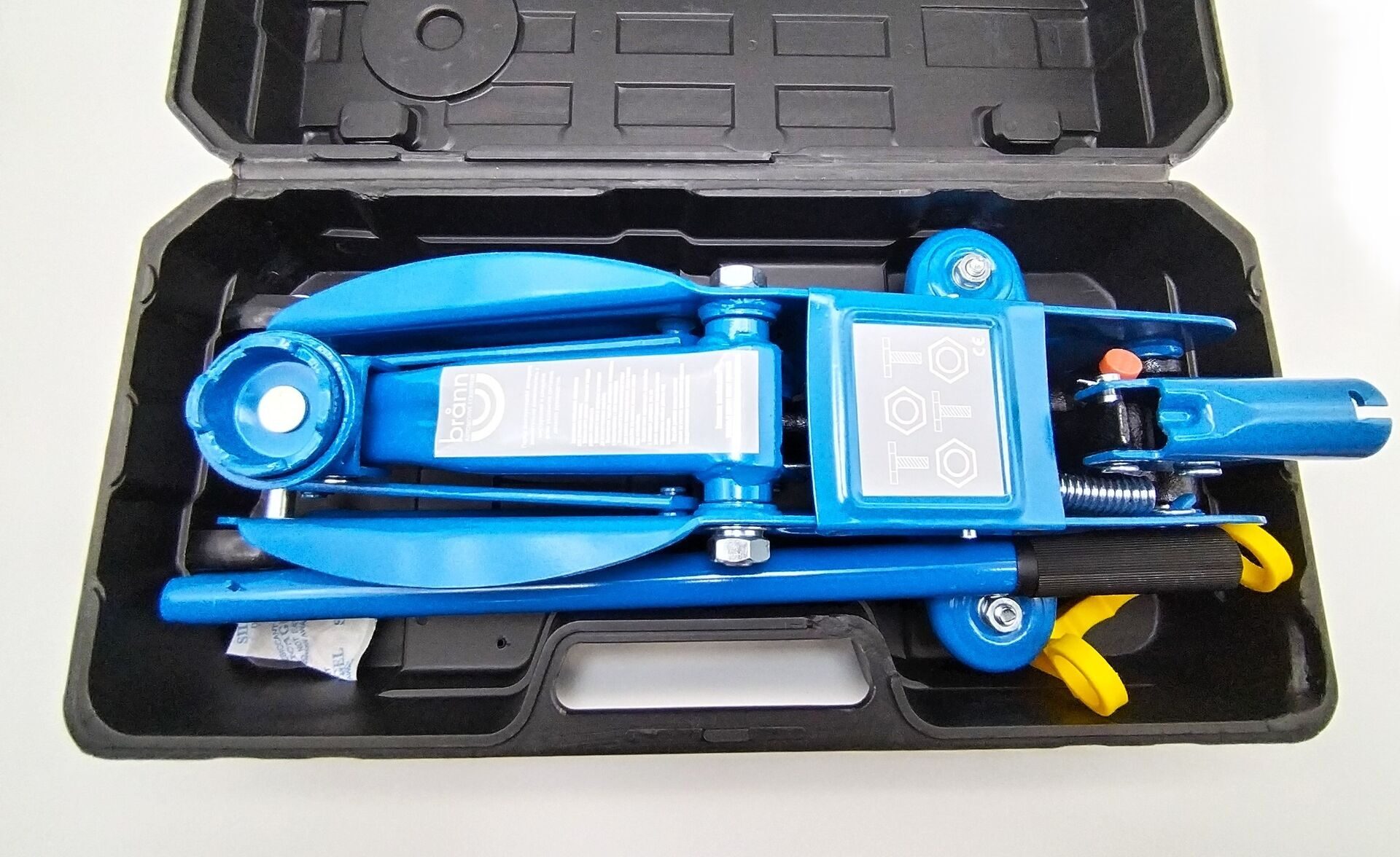 Домкрат подкатной гидравлический в кейсе BRANN BRJ-2