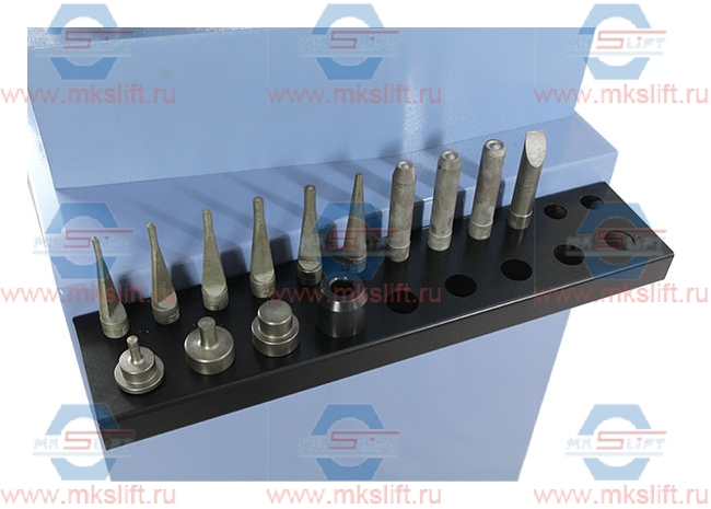 Станок для наклепки накладок на тормозные колодки (пневмо) Comec  арт. CC300