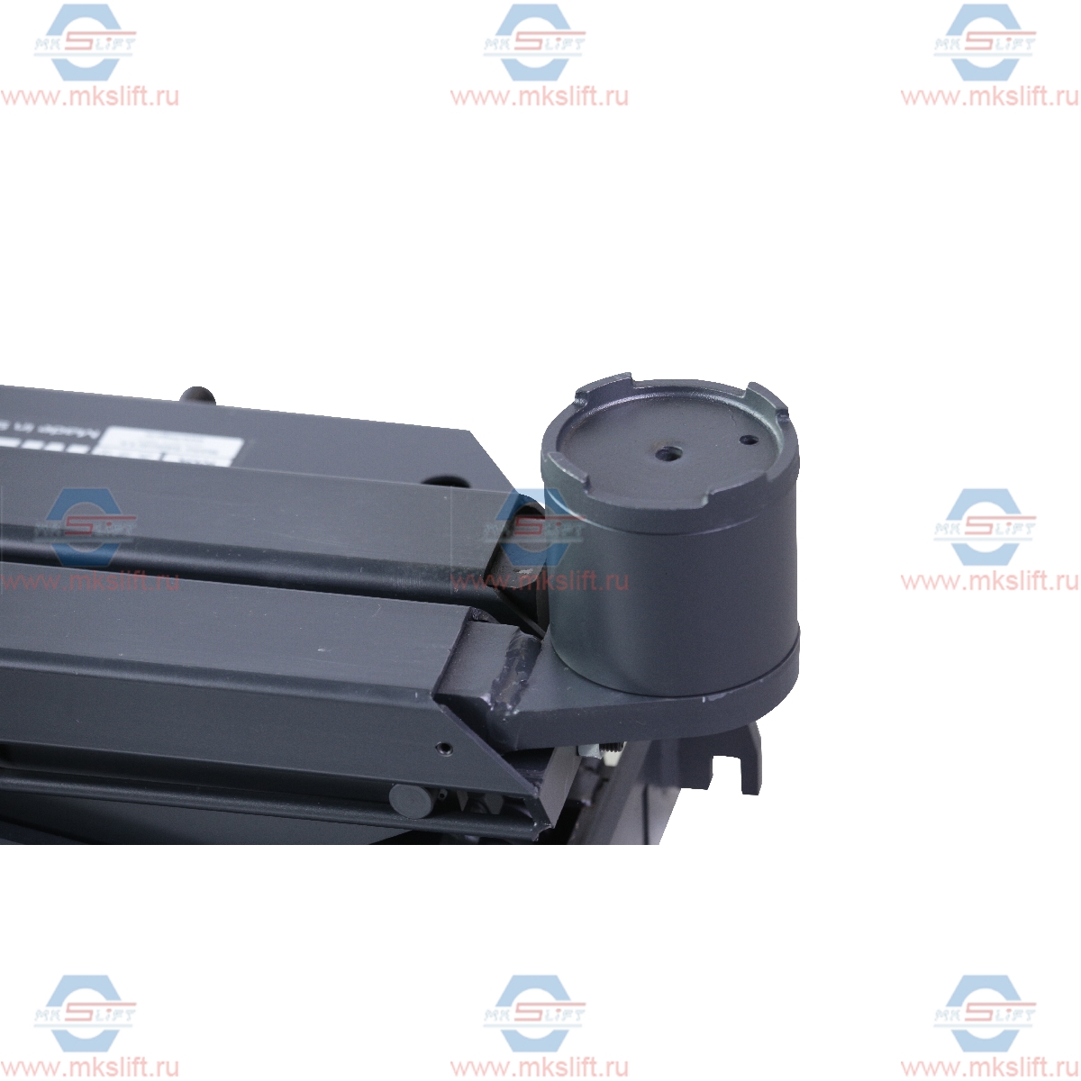 Траверса г/п 2000 кг. с пневмоприводом MEGA  арт. MA-21