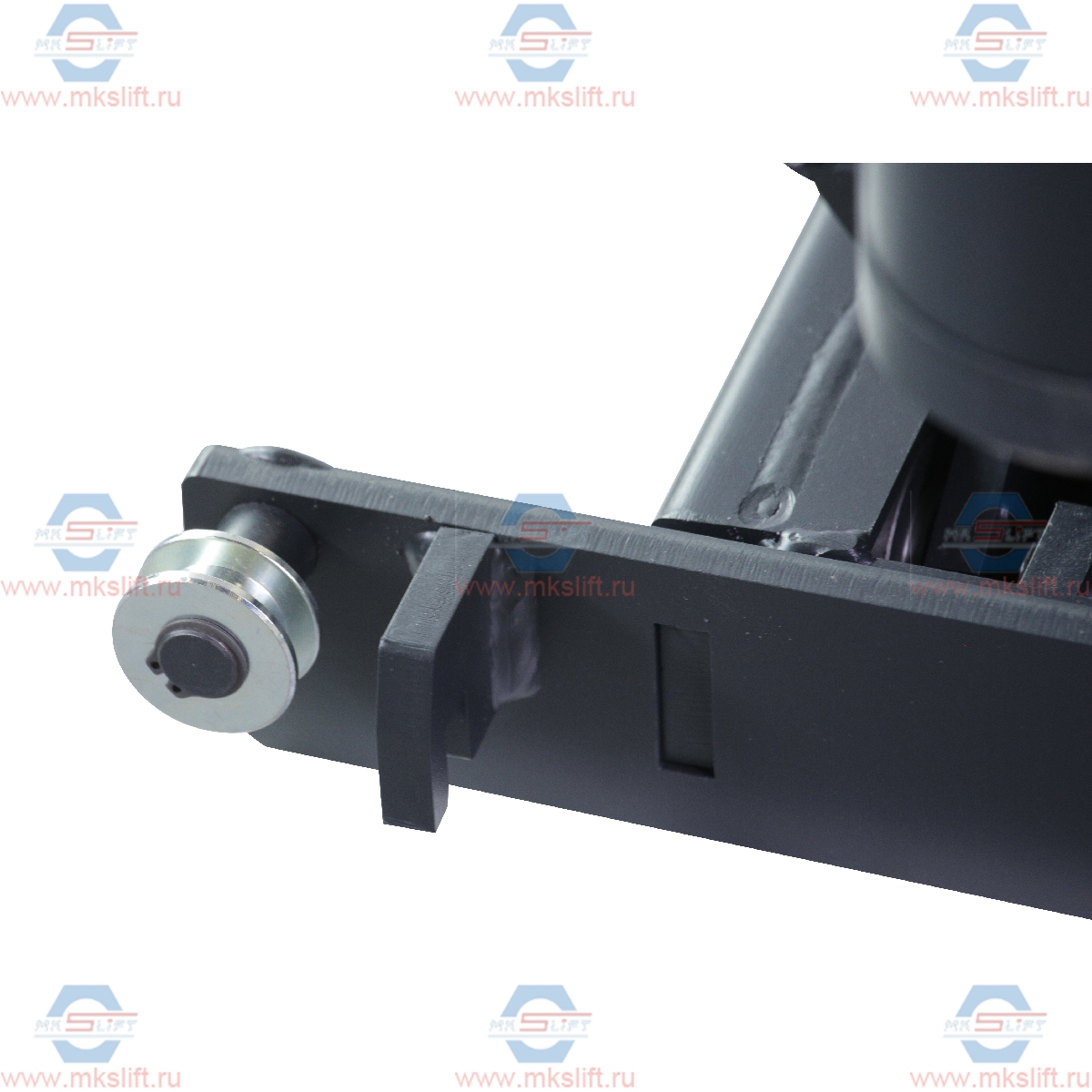 Траверса г/п 2000 кг. с пневмоприводом MEGA  арт. MA-21