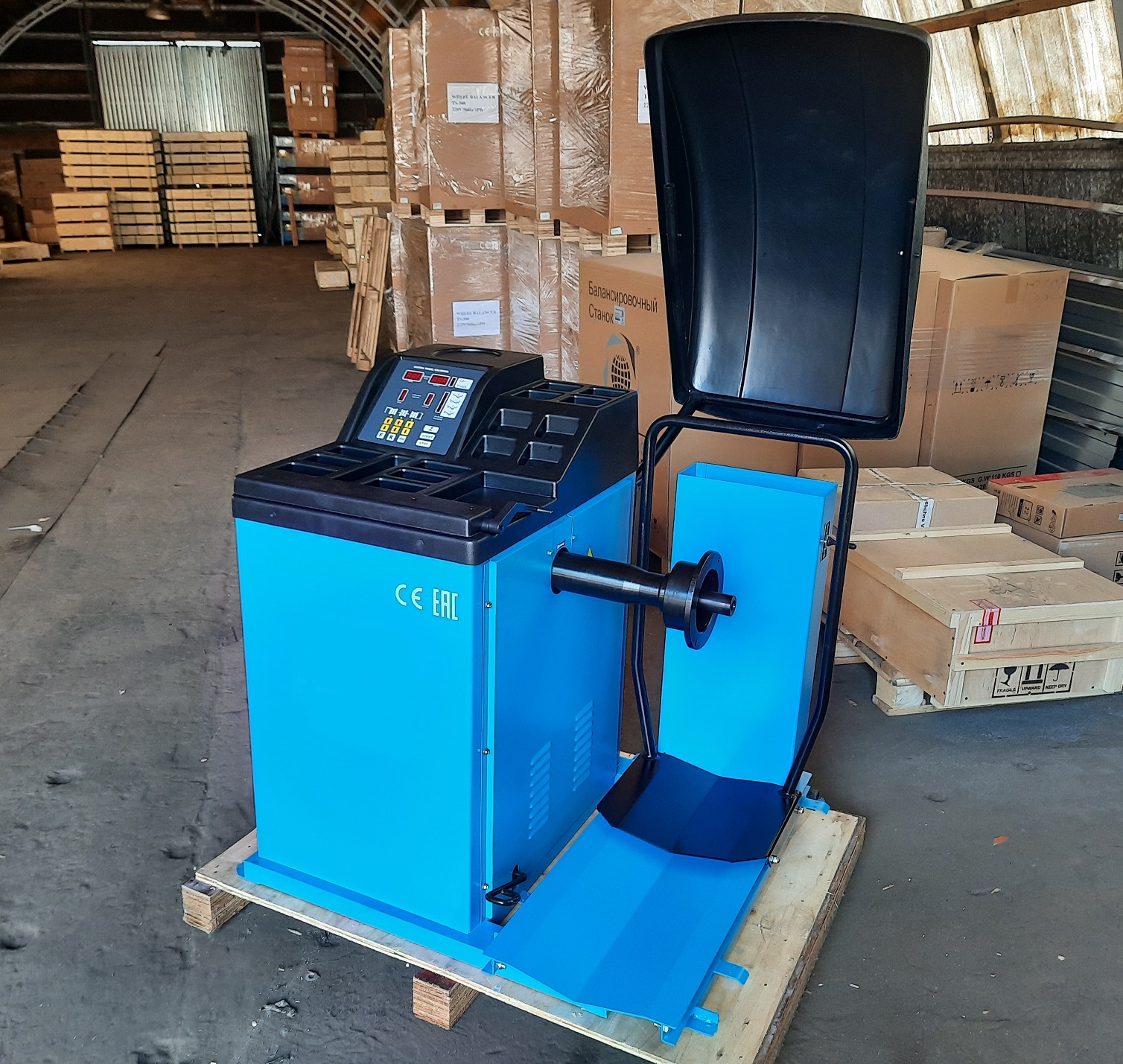 Техносоюз TS-850 Балансировочный станок 380V