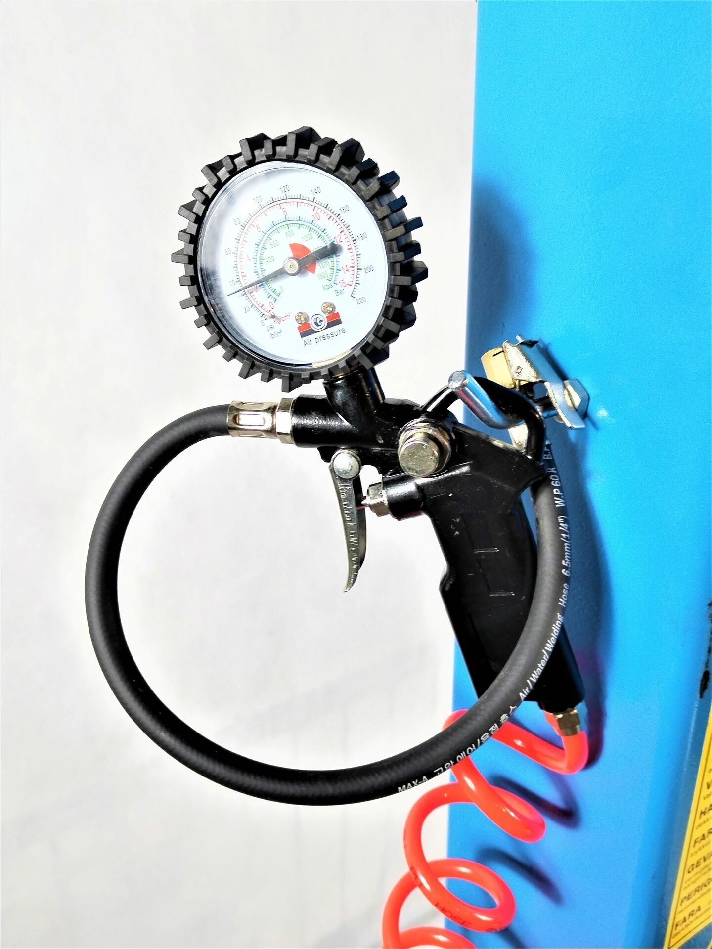 Автоматический шиномонтажный стенд BRANN T524