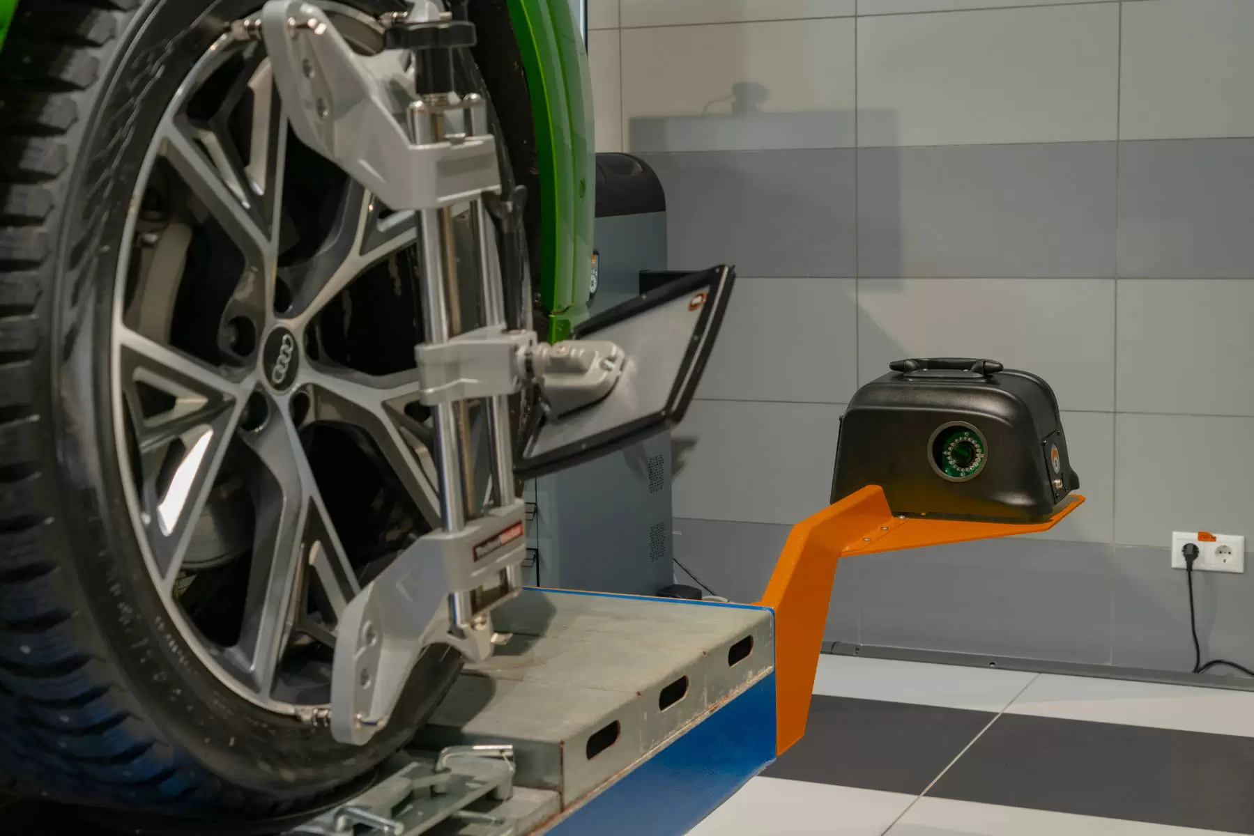 Мобильный 3D стенд ТехноВектор P 7202 MC