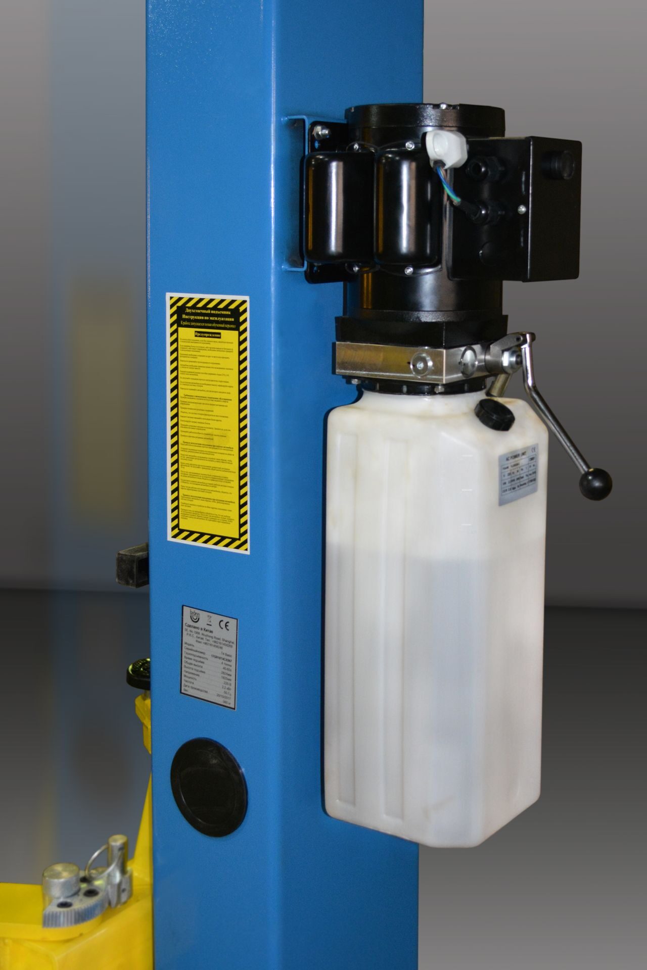 Подъемник двухстоечный BRANN T4 Basic