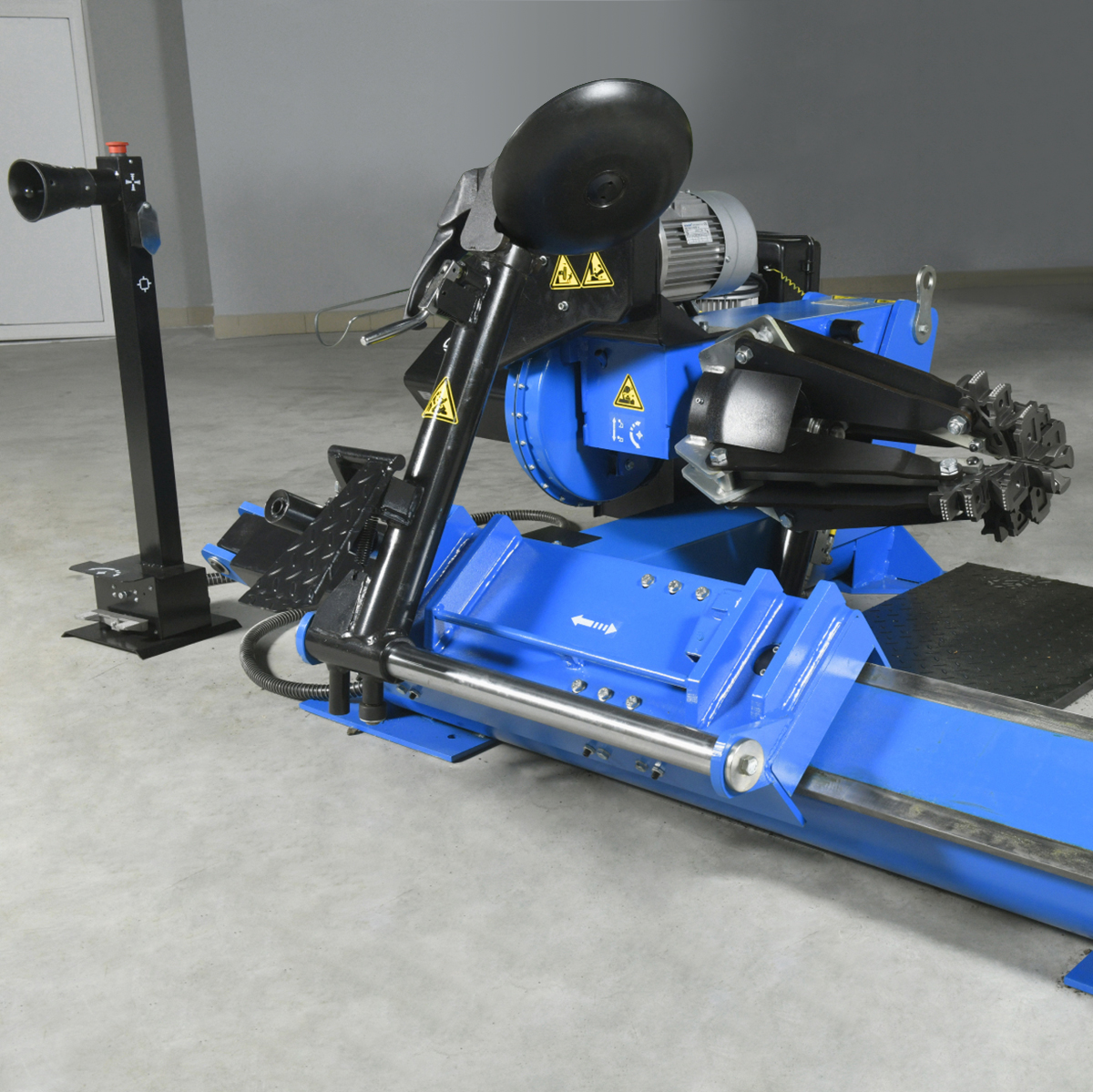 Грузовой шиномонтажный станок ГШС-515В