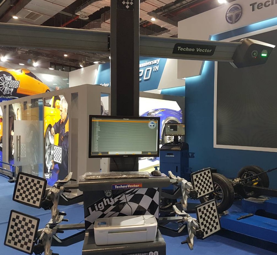 Техносоюз 7204 TAS Стенд сход-развал 3D Техно Вектор