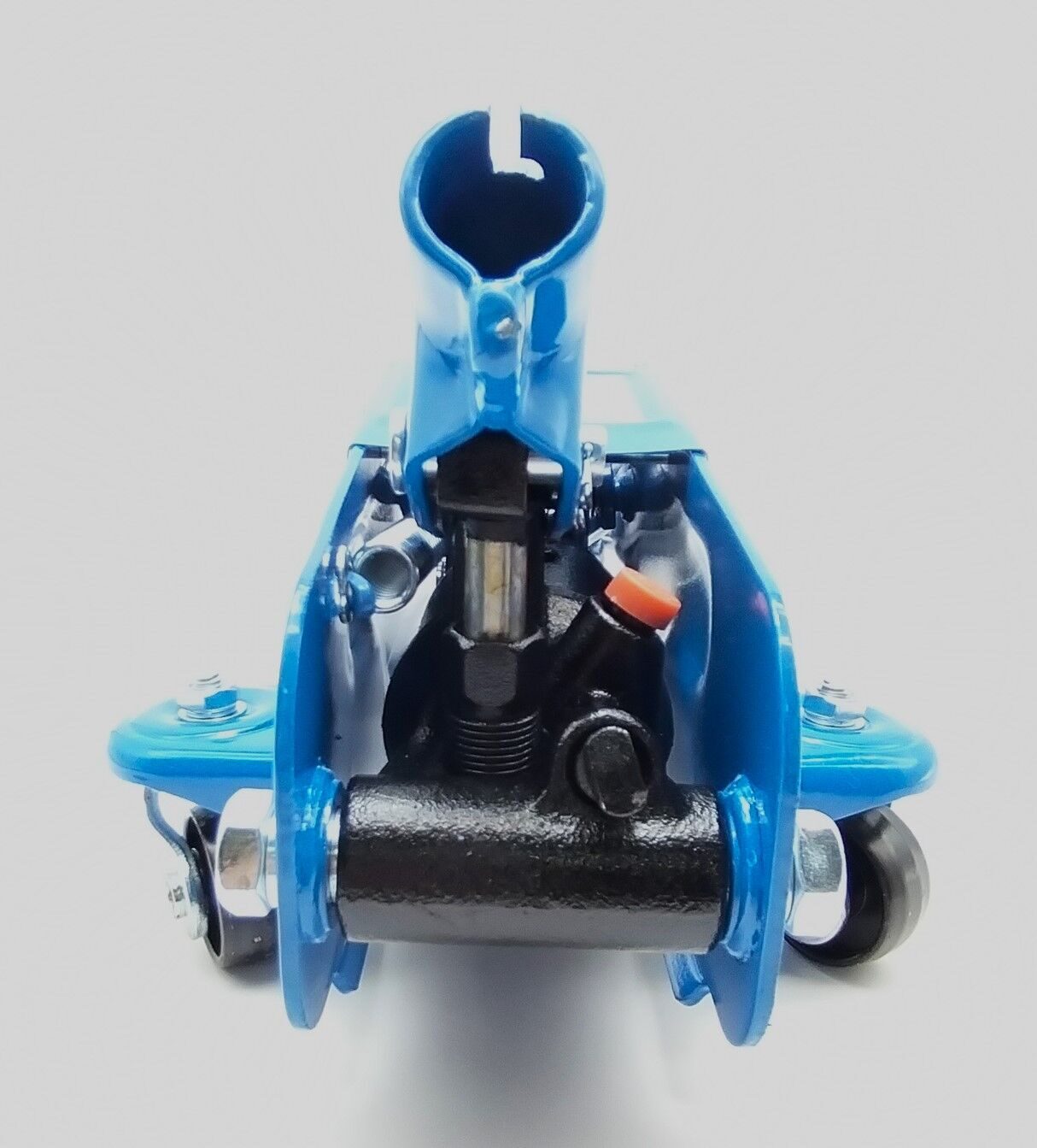 Домкрат подкатной гидравлический в кейсе BRANN BRJ-2