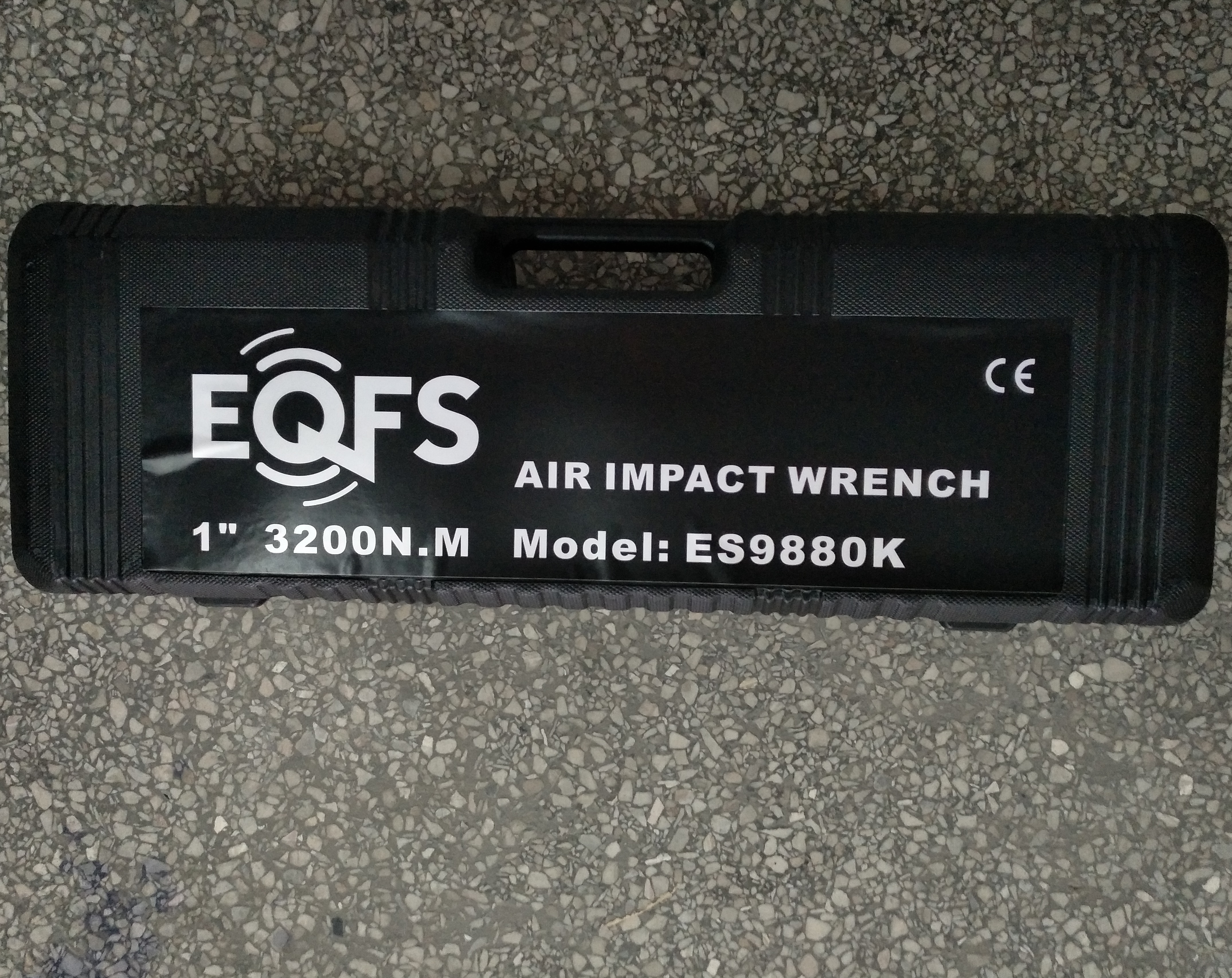 Техносоюз ES9880К Гайковерт грузовой + набор головок