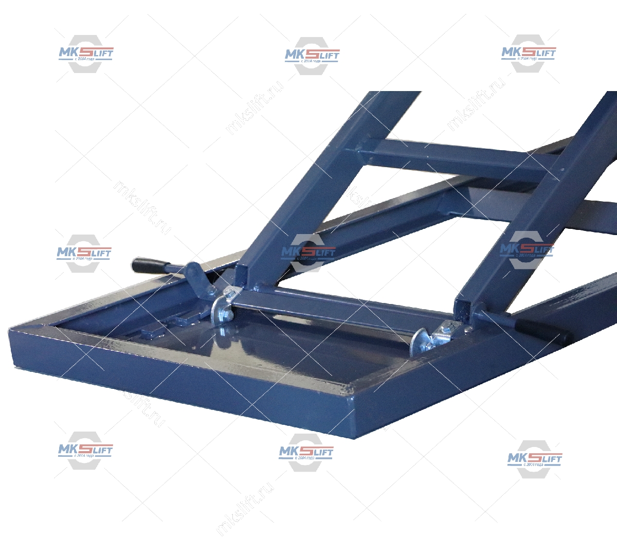 Подъемник для мотоциклов и квадроциклов г/п 680 кг KraftWell  арт. KRW680MQ