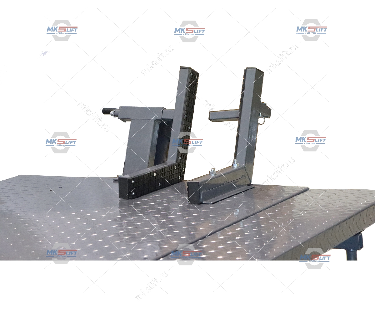 Подъемник для мотоциклов и квадроциклов г/п 680 кг KraftWell  арт. KRW680MQ