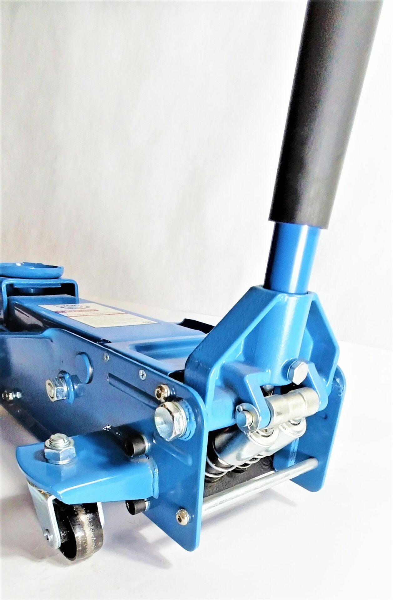 Домкрат подкатной гидравлический BRANN BRJ-3,5