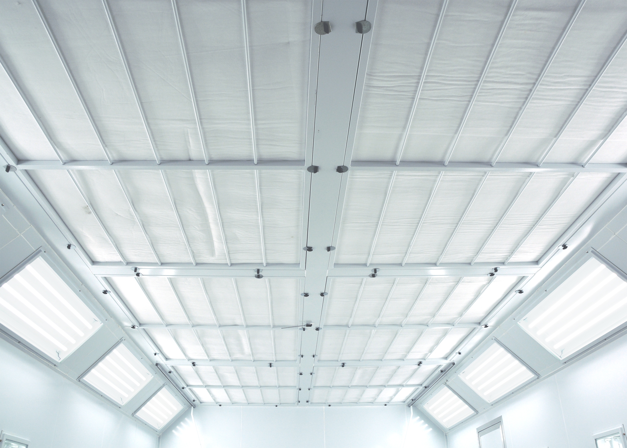 Окрасочно-сушильная камера TROMMELBERG SB7427.02 (3 мотора)