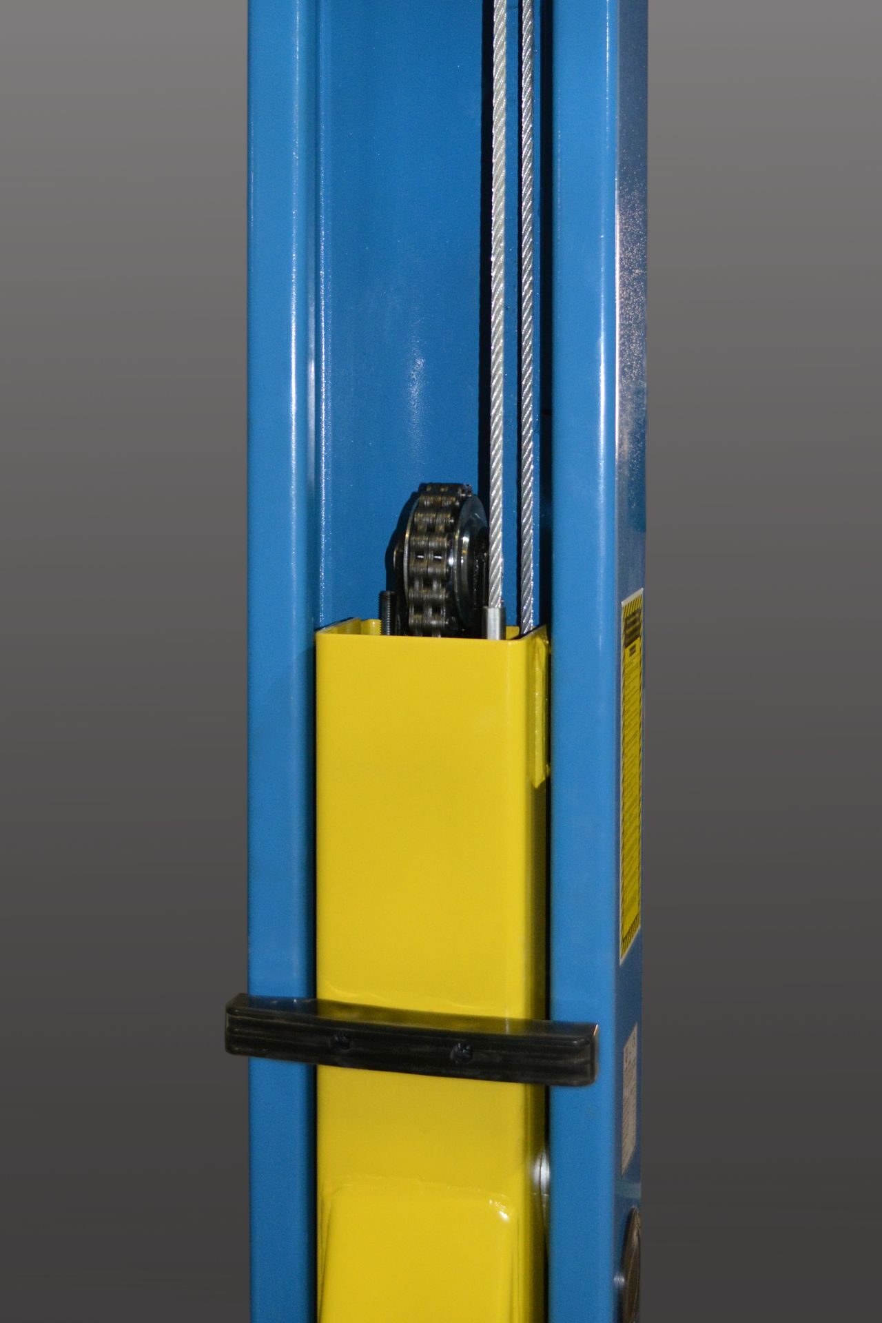 Подъемник двухстоечный BRANN T4 Basic