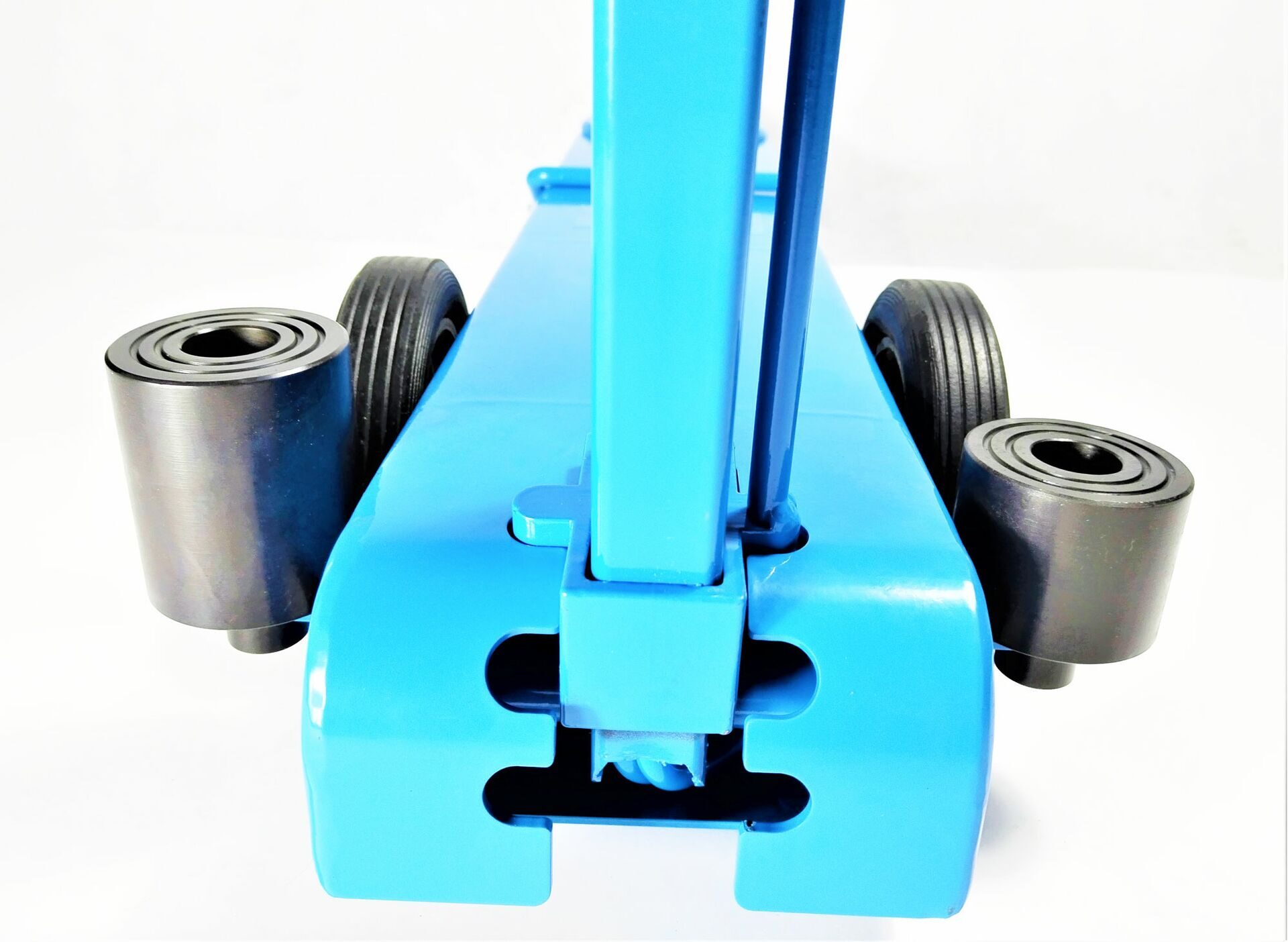 Домкрат подкатной пневмогидравлический BRANN BRJ 10/25/50