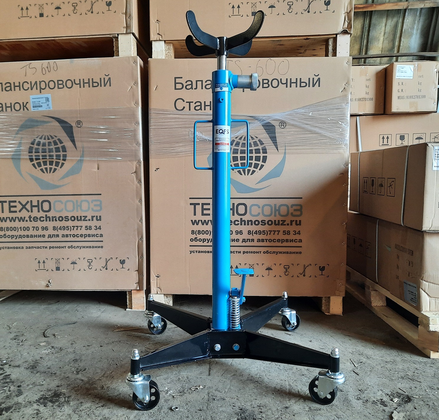 Техносоюз ES0102 Стойка трансмиссионная гидравлическая 0,5т