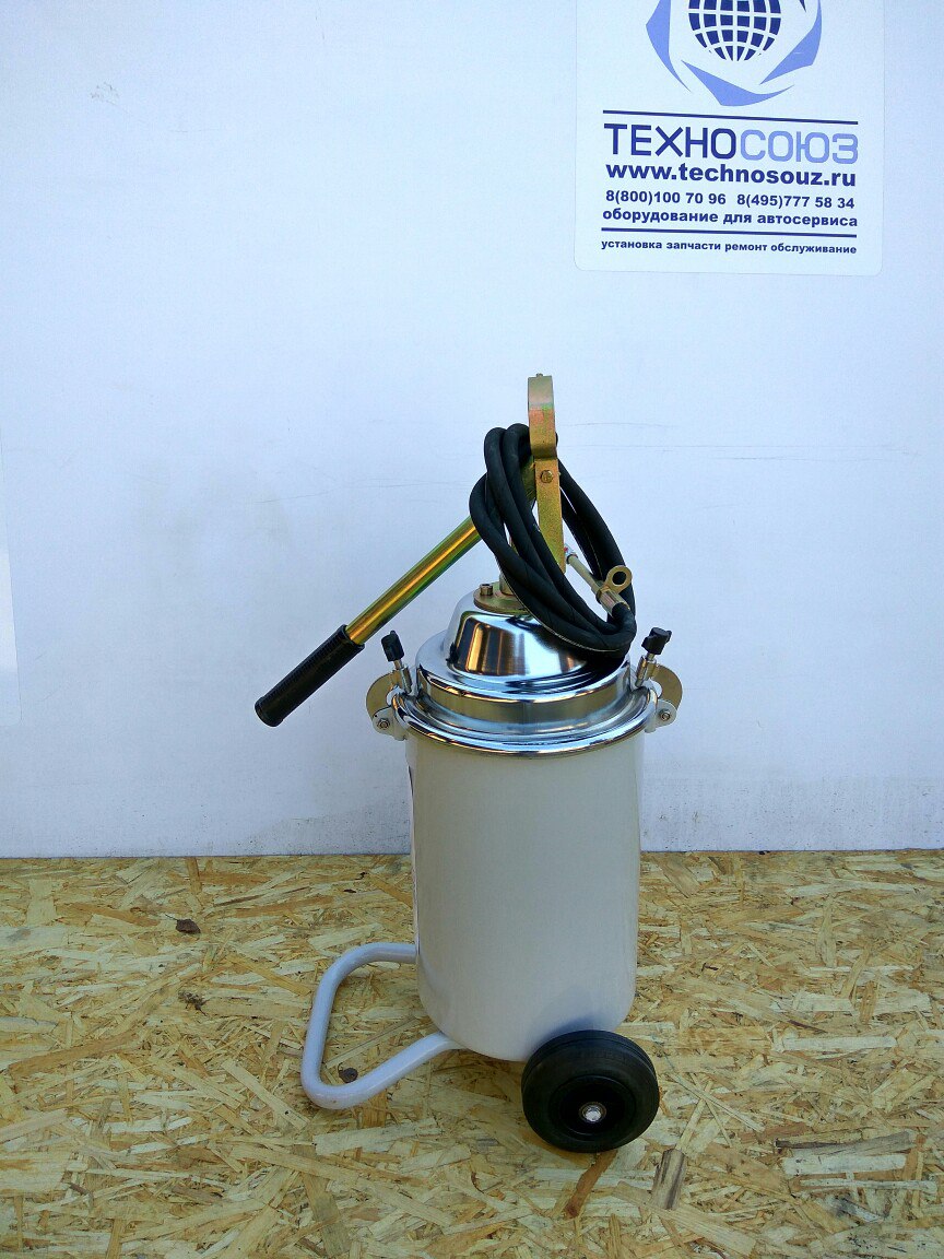 Техносоюз TS50300 Нагнетатель смазки ручной 13кг.
