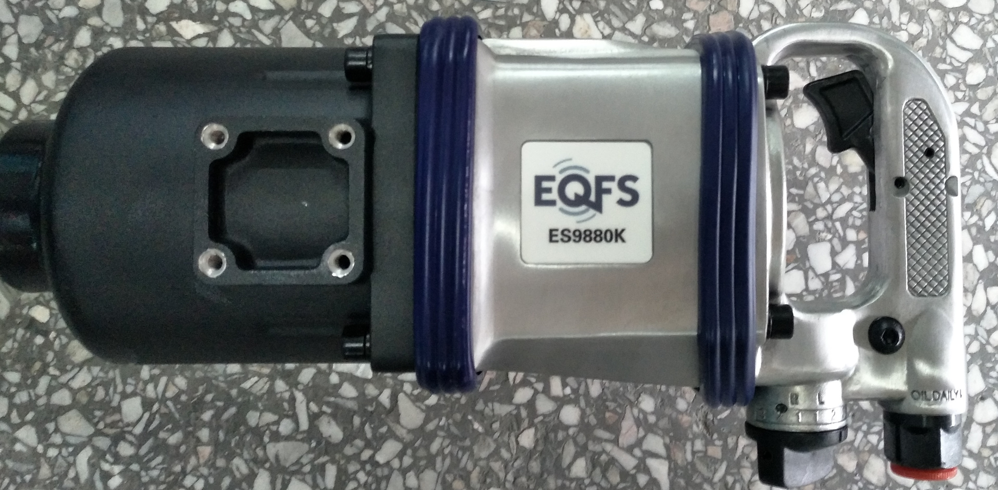 Техносоюз ES9880К Гайковерт грузовой + набор головок